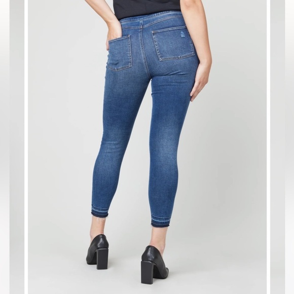 Spanx Distressed Ankle Skinny Jeans Medium Wash Medium - Picture 3 of 12